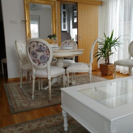 Jc10 Apartment 3 Bedroom, Free Parking, 73Sqm Novi Sad Eksteriør bilde