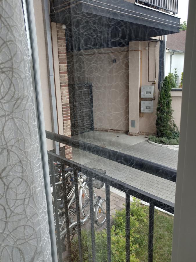Jc10 Apartment 3 Bedroom, Free Parking, 73Sqm Novi Sad Eksteriør bilde